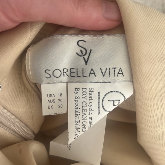 Sorella Vita champagne dress. - Picture 3 of 8